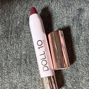Doll 10 Lipstick with Metallic Cap - I Can